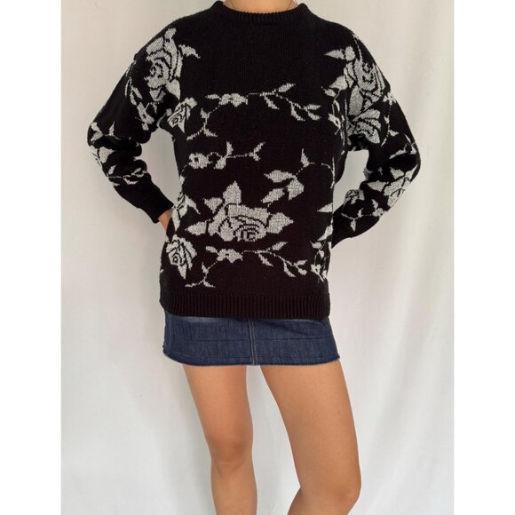 80s vintage black metallic floral print long sleeved knit sweater made in USA - Picture 2 of 9